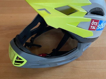 verkaufen: Cratoni C-Maniac MTB Helm mit abnehmbarem Kinnbügel + Brille