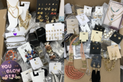 Bulk Lots: 50 pieces!!! TREASURE TROVE OF BRAND NAME JEWELRY