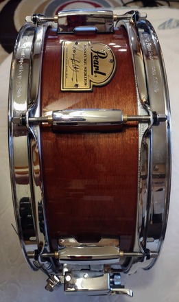 Pearl Omar Hakim Signature 13x5