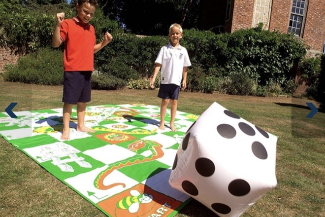 Giant Snakes and Ladders