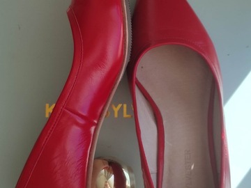 Selling: Red balloon heels   