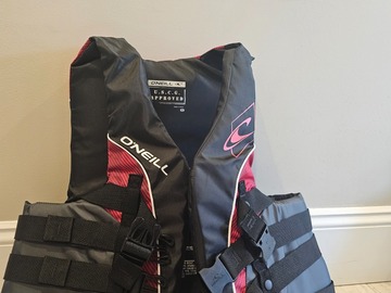 Renting out with online payment: Floating Aid / Life Jacket (size XL)