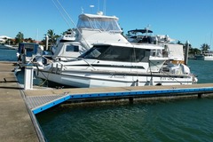 Rent By The Month: 14 M BERTH IN RABY BAY PRIVATE MARINA,CLEVELAND