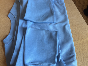 Selling With Online Payment: Year 9 Sweatshirts XXS needing care