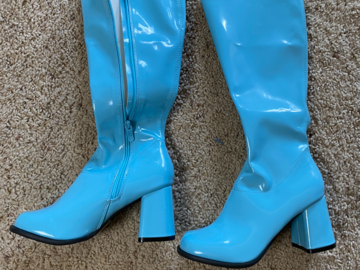 Selling with online payment: GoGo boots