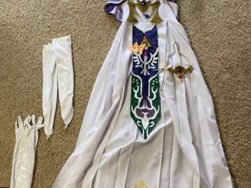 Selling with online payment: Legend of Zelda Cosplay