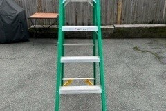 Renting out with online payment: 6ft Werner Fiberglass Step Ladder