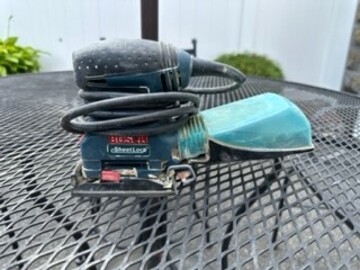 Renting out with online payment: Bosch Corded Sheet Sander