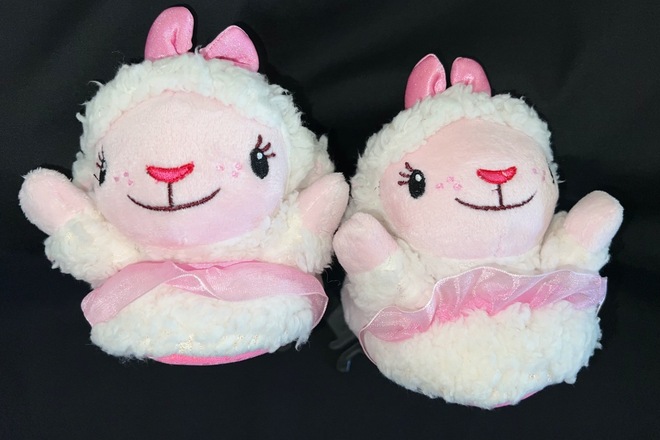 New Disney Doc Junior McStuffins Slippers shoes baby girls size 5 Mickey s Marketplace