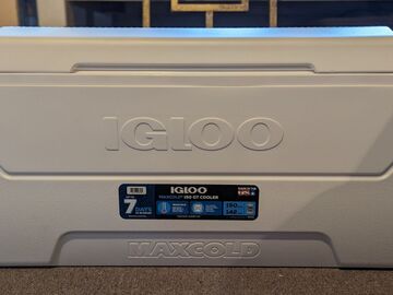 Renting out with online payment: Igloo Maxcold 150QT Cooler