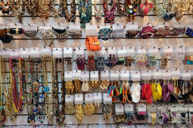JEWELRY STORE 150 PC OVERSTOCK SHELF PULL LIQUIDATION EVENT