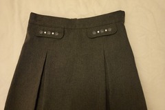 Selling With Online Payment: Grey skirt