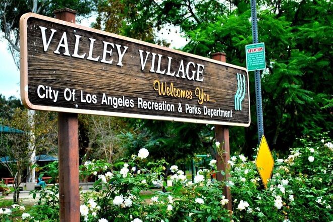Hollywood CA, Safe Residential Driveway Parking in Valley Village
