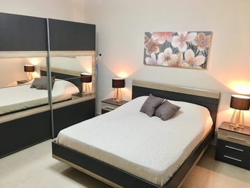 Rooms for rent: Room in Gzira *only girls*