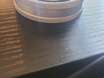 Selling with online payment: 20D Volk lens (silver)