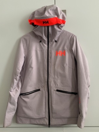 Shop secondhand outdoor activity ski and snowboard clothing and gear