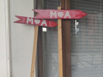 Myydään (Yksityinen): Hääkyltit, annetaan