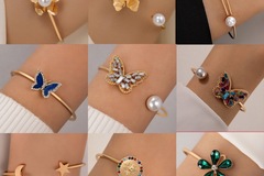 Buy Now: 100pcs petal pearl open bracelet