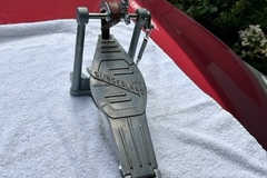 Selling with online payment: Late 60's Slingerland Tempo King Bass Drum Pedal