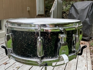 Selling with online payment: 60's Slingerland 8-Lug Snare Professionally Upgraded