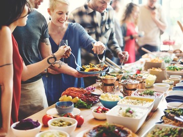 Reserve your space: Brunch buffet
