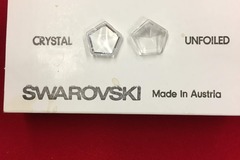 Comprar ahora: 72 pcs-- Genuine Swarovski Crystal Stone--Vintage--18mm $ .75 pcs