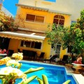 Rooms for rent: Double Room in Bohemian House w/ friendly cats  (for female)