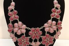 Buy Now: 100 Necklace mix lot inventory SALE!!!