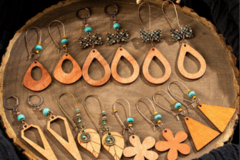 Comprar ahora: 164 Pairs Vintage Handmade Wooden Female Earrings