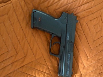 Selling: H&K co2 pistol