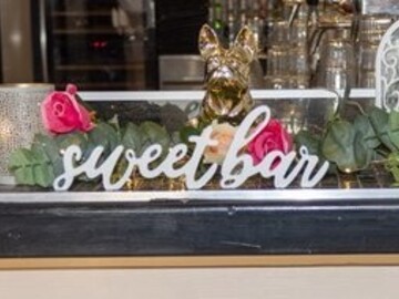 Myydään (Yksityinen): Sweet bar kyltti