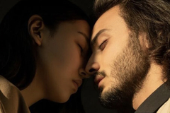 Selling: CHEMISTRY WITH LOVE INTEREST? 
