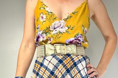 Selling: Floral Scallop V Neck Tank Top