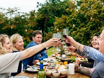 Reserve your space: "Cena Toscana: Gusta l'Autentica Italia a Tavola!"