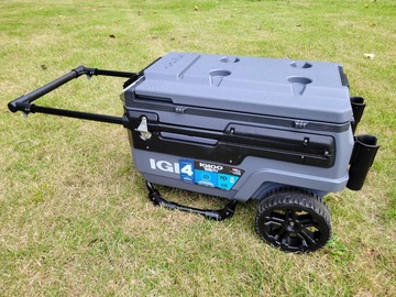 Renting out with online payment: Igloo Trailmate Journey 70 Qt Cooler