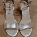 Myydään (Yksityinen): Tamaris sandaletit