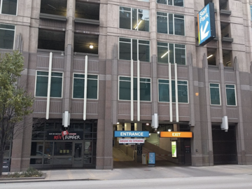Monthly Rentals (Owner approval required): Chicago IL, RIVER NORTH HOT SPOT, CLOSE TO TRAINS