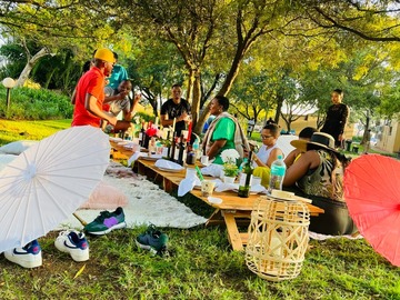 Offering without online payment (No Fees): Sip and Paint Picnics
