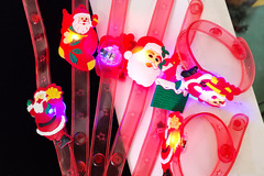 Buy Now: 100pcs Christmas luminous watch children's small gift toy