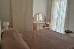 Rooms for rent: Private Bedroom for Rent in Bugibba