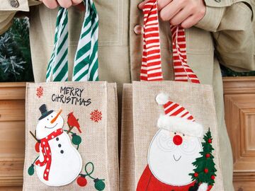 Buy Now: 50pcs Christmas hand gift bag burlap candy bag