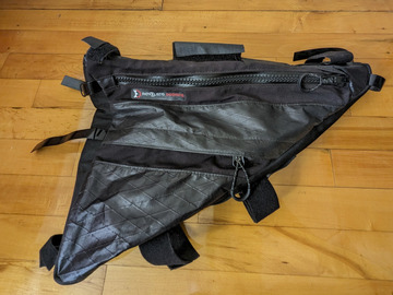 Renting out with online payment: Revelate Designs Ripio Frame Bag - Small