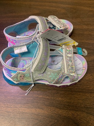 Boys & Girls Shoes - 100 Pairs (Assorted Size)