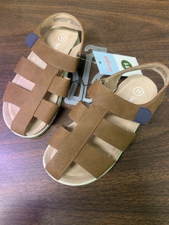 Boys & Girls Shoes - 100 Pairs (Assorted Size)