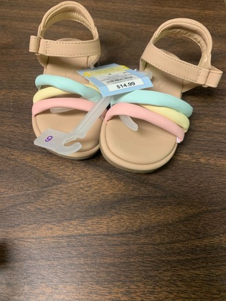Boys & Girls Shoes - 100 Pairs (Assorted Size)