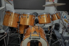 Selling with online payment: Vintage YAMAHA Birch(Pre-recording Custom) Drum Set)