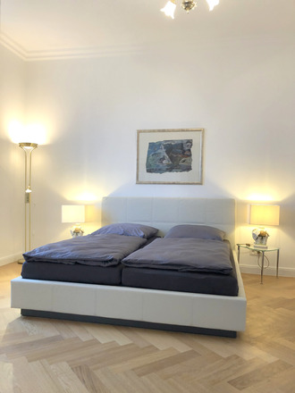 Luxusvilla 4 Wohnungen 600qm Wfl. Marienbad Tschechien 2500qm Gru