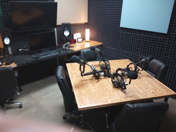 Rent Podcast Studio: Podcasting Made Easy & Affordable + 13,000sf Event Space