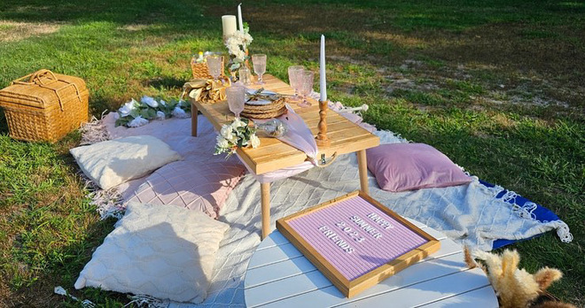 Picnic Up to 4 Guests (1 Table)