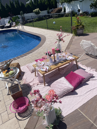 Picnic Up to 4 Guests (1 Table)